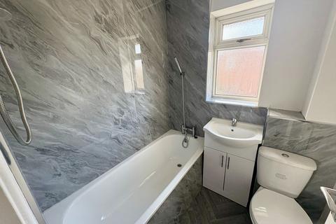 2 bedroom apartment to rent, Kestrels Croft, DERBY, DE24