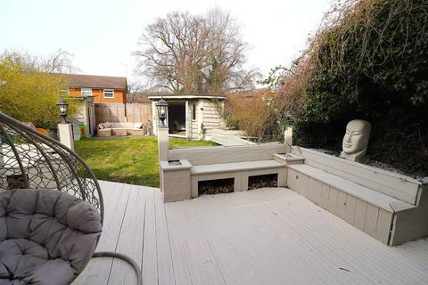3 bedroom end of terrace house for sale, Broad Oak Way, Stevenage, Hertfordshire, SG2