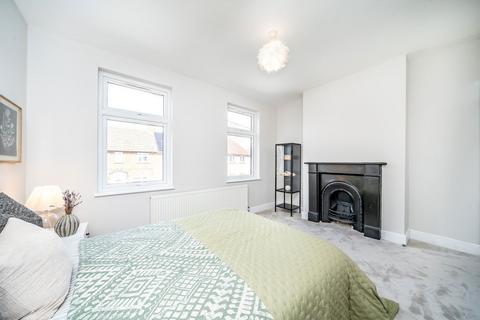undefined, Queens Terrace, Old Isleworth TW7