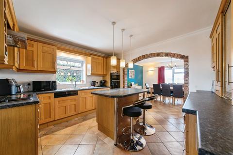 4 bedroom detached house for sale, Cross Keys Lane, Coningsby, Lincoln