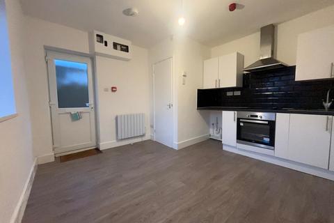 undefined, Chestnut Road, Southampton