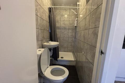 undefined, Chestnut Road, Southampton