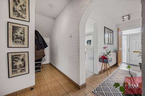 undefined, Thirlmere Avenue, Burnham, Berkshire, SL1