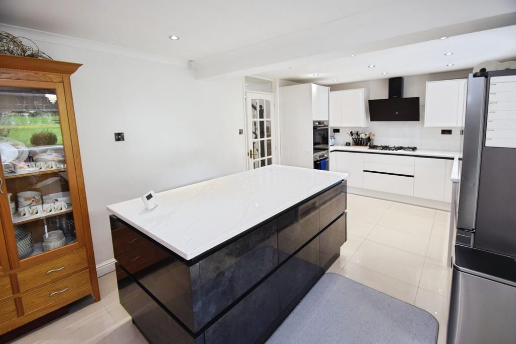 4852a12d-Kitchen 202