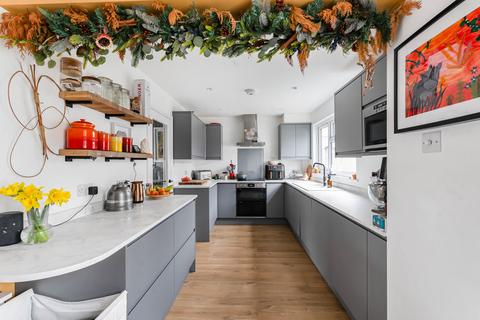 undefined, Poundsland, Broadclyst, EX5 3HD
