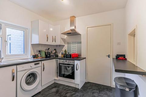 2 bedroom apartment for sale, Richmond Park Road, Bournemouth
