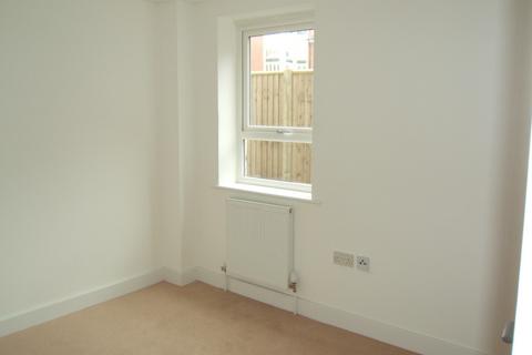 1 bedroom ground floor flat to rent, Charlwood Street, Bognor Regis