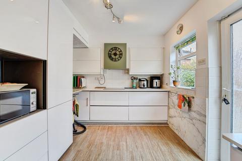 6 bedroom detached house for sale, Spenser Road, Bedford MK40