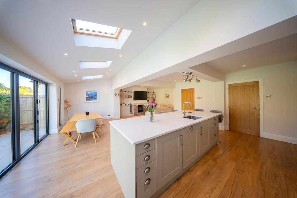 Open Plan Kitchen/Dining