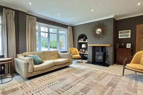 4 bedroom detached house for sale, Monks Walk, Dibden Purlieu, SO45