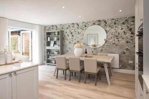 3 bedroom detached house for sale, Concorde Drive, Weybridge, KT13