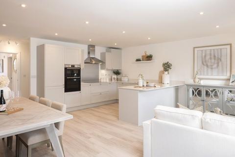 3 bedroom detached house for sale, Concorde Drive, Weybridge, KT13
