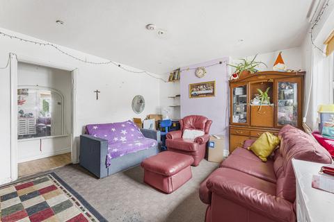3 bedroom terraced house for sale, Ashcombe Square, New Malden KT3