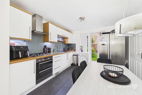 4 bedroom townhouse for sale, Darwin Crescent, Loughborough