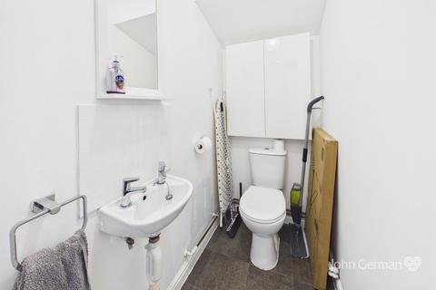 4 bedroom townhouse for sale, Darwin Crescent, Loughborough