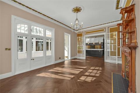 6 bedroom detached house for sale, Beauchamp Road, East Molesey, Surrey, KT8