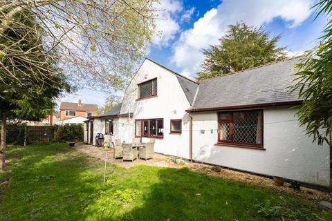 4 bedroom detached house for sale, Kirkstone Drive, Loughborough, LE11