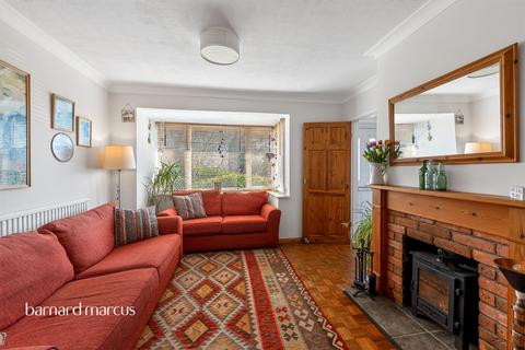4 bedroom detached house for sale, Claygate Road, Dorking