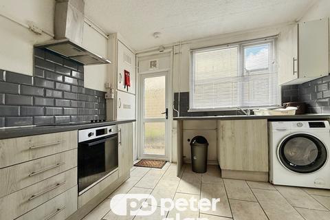 2 bedroom flat to rent, Monthermer Road, Cardiff, CF24