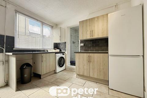 2 bedroom flat to rent, Monthermer Road, Cardiff, CF24