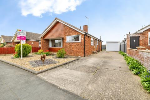 2 bedroom detached bungalow for sale, Bradbury Avenue, Lincoln