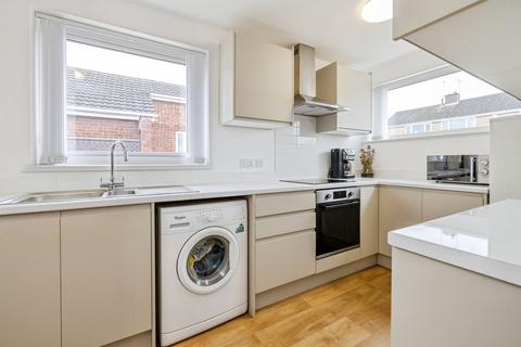 2 bedroom detached bungalow for sale, Bradbury Avenue, Lincoln