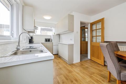 2 bedroom detached bungalow for sale, Bradbury Avenue, Lincoln