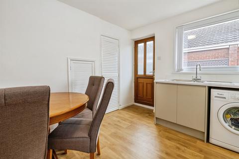 2 bedroom detached bungalow for sale, Bradbury Avenue, Lincoln