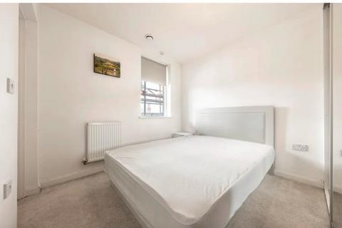 2 bedroom apartment for sale, Chamberlayne Road, London NW10