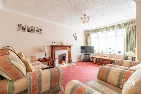 3 bedroom semi-detached house for sale, Merganser, Wilnecote