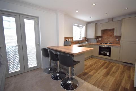 2 bedroom flat for sale, Low Lane, South Shields