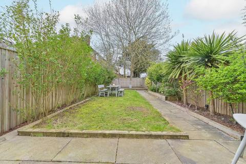 5 bedroom semi-detached house to rent, Blythe Vale, Catford, London, SE6