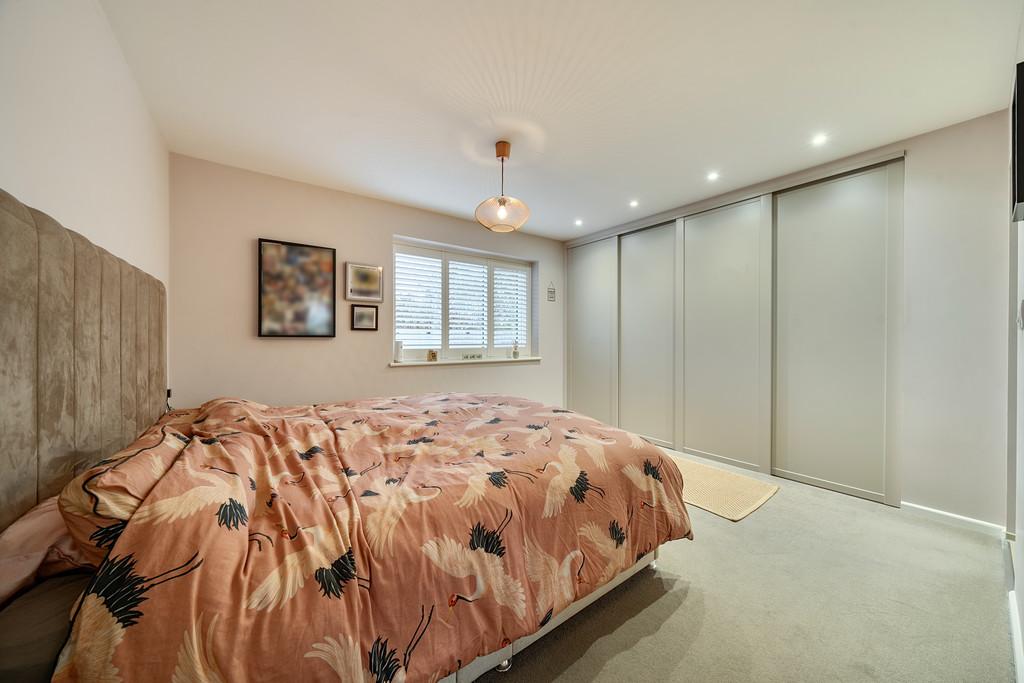 Bedroom 1 - Angle 2
