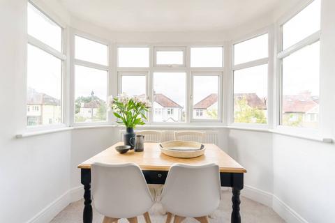 3 bedroom maisonette for sale, Westbury Road, New Malden, KT3