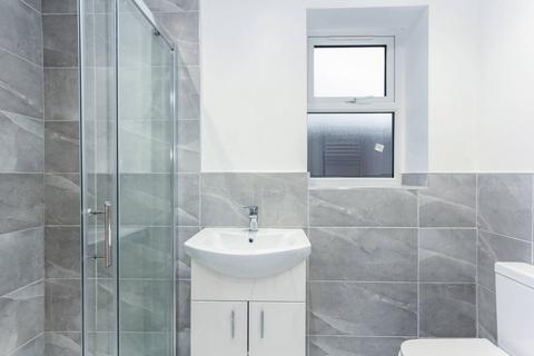 4 bedroom house to rent, Cotford Road, Thornton Heath, CR7