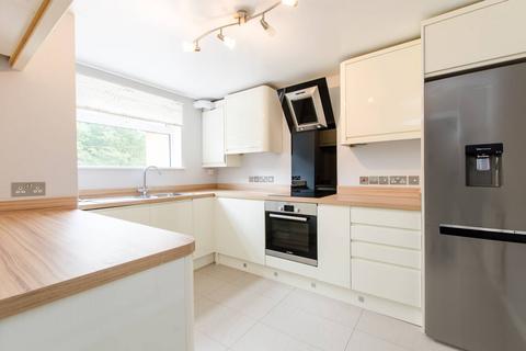 2 bedroom maisonette for sale, Levylsdene, Merrow, Guildford, GU1