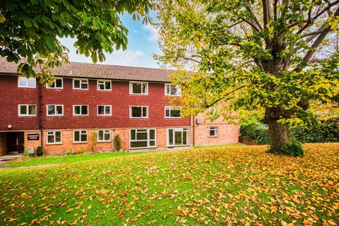 2 bedroom maisonette for sale, Levylsdene, Merrow, Guildford, GU1