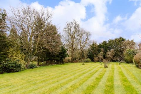 2 bedroom maisonette for sale, Levylsdene, Merrow, Guildford, GU1
