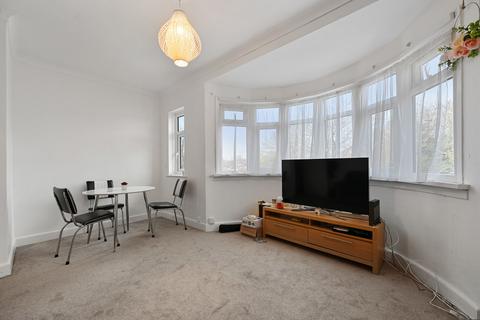 2 bedroom maisonette for sale, Christchurch Avenue, Harrow