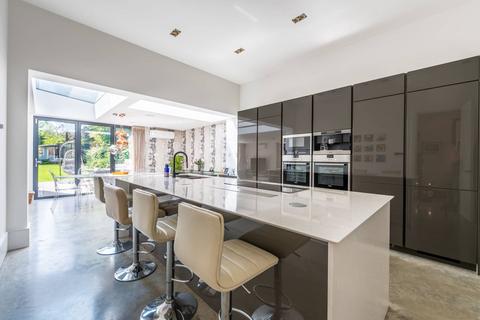 6 bedroom house to rent, Walm Lane, Mapesbury Estate, London, NW2