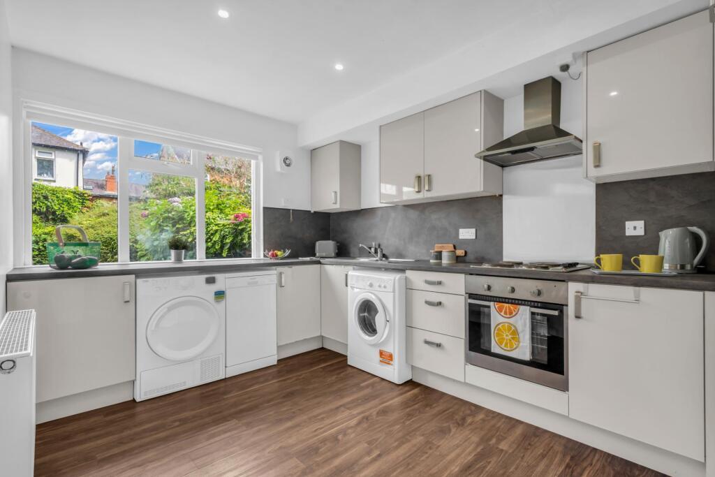 1 bed flat to rent Cromwell Rd, London SW9