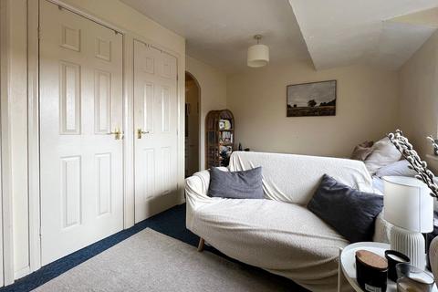 undefined, Heathfield Drive, Mitcham CR4