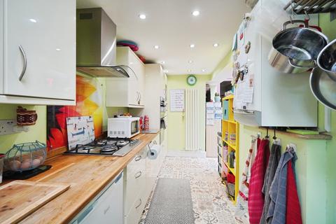 3 bedroom terraced house for sale, Shobnall Road, Burton-on-Trent, Staffordshire, DE14