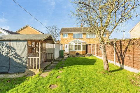 3 bedroom semi-detached house for sale, Thornleigh Croft, Wakefield