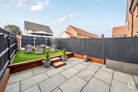 2 bedroom terraced house for sale, Eastwood Chase, Rainham, Gillingham, ME8