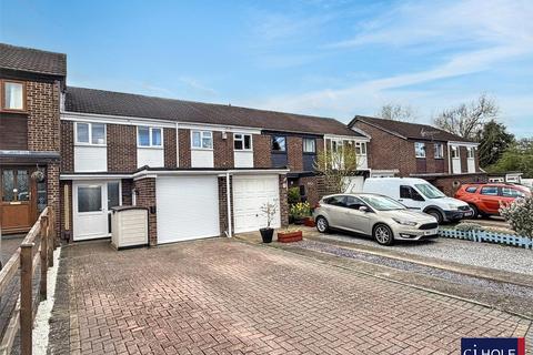Almond Close, Abbeydale, Gloucester, GL4