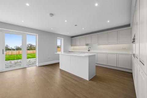 3 bedroom detached bungalow for sale, Tendring Road, Thorpe-le-soken, Clacton-on-Sea