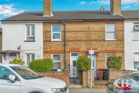 The Crescent, Slough