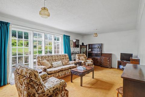 4 bedroom detached house for sale, Ploughmans Way, Rainham,
