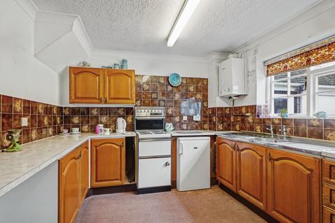 4 bedroom detached house for sale, Ploughmans Way, Rainham,
